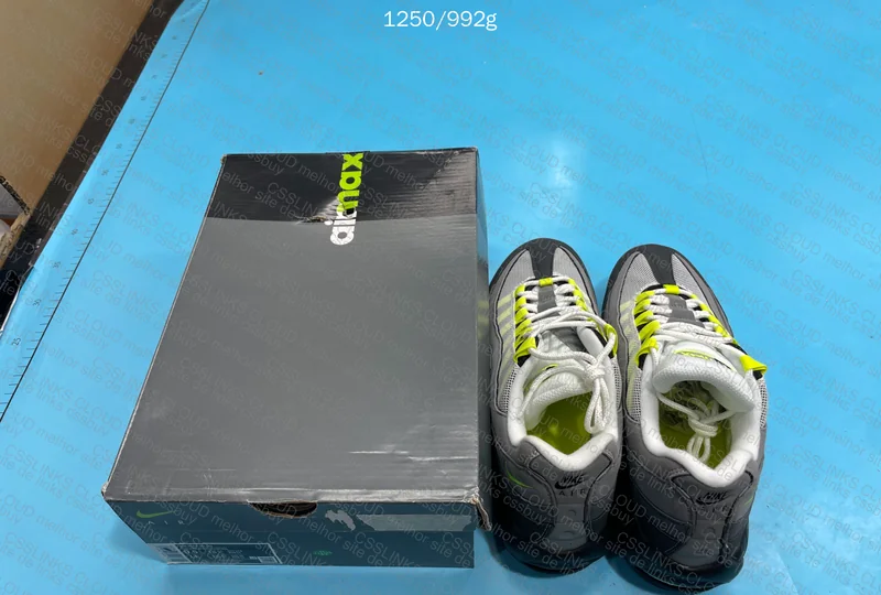 Air Max 95 Neon Sale 4
