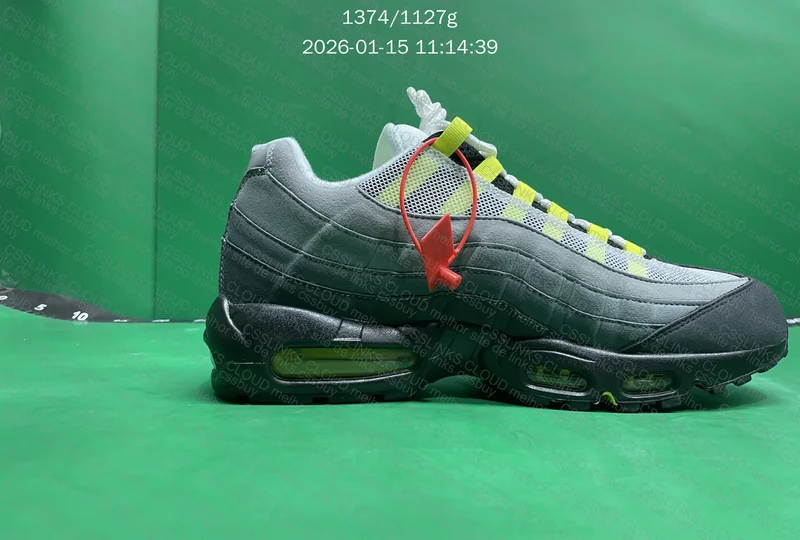Air Max 95 OG Neon 7