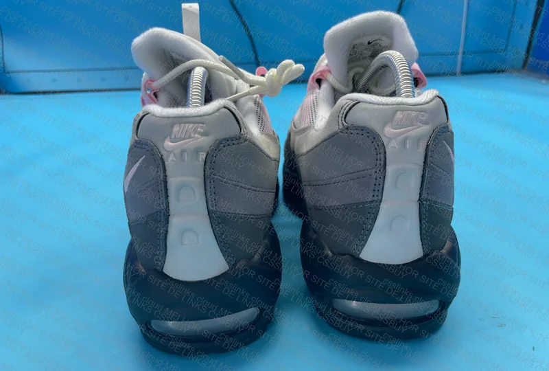 Air Max 95 Pink Foam 3