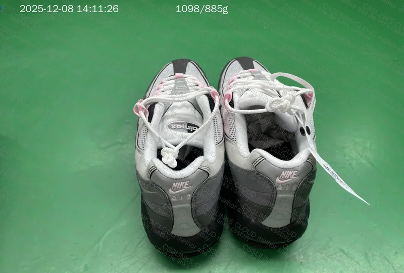 Air Max 95 Pink Foam 2
