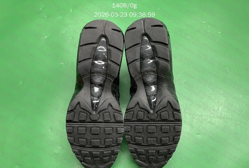 Air Max 95 Preto 6