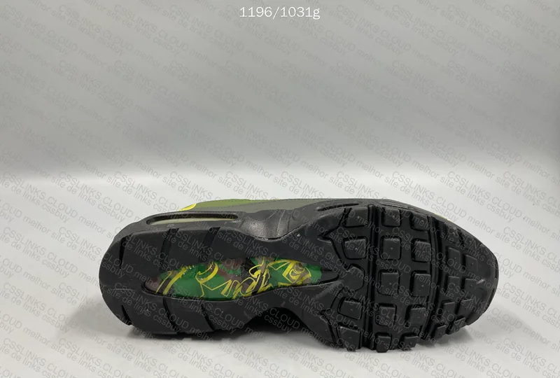 Air Max 95 Shark 4