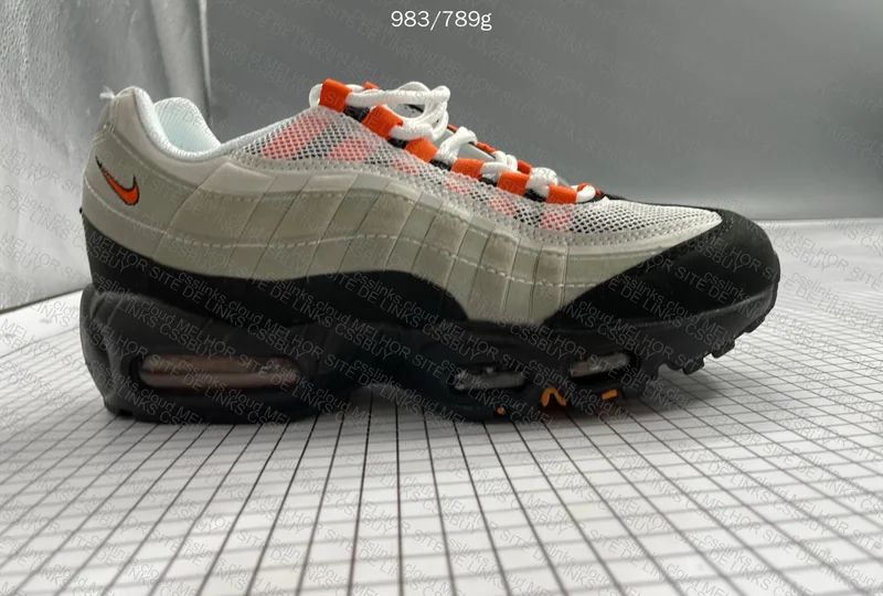 Air Max 95 Solar Red 4
