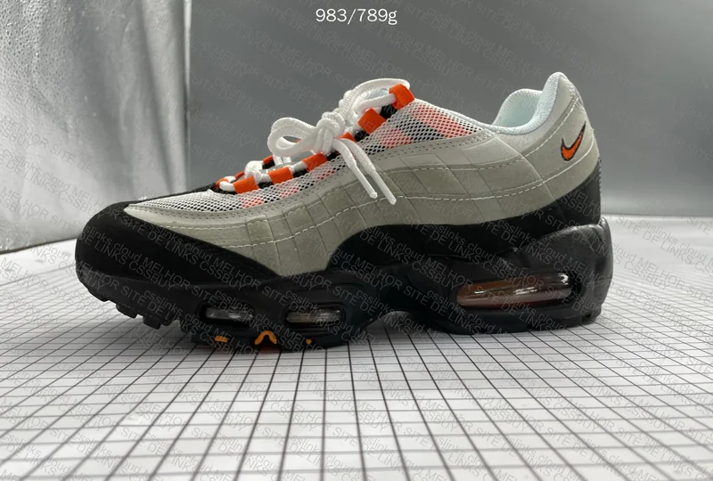 Air Max 95 Solar Red 9