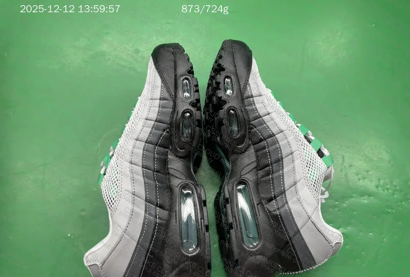 Air Max 95 Stadium Green 3