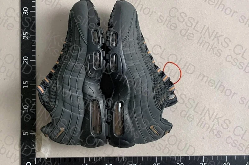 Air Max 95 Syna 4
