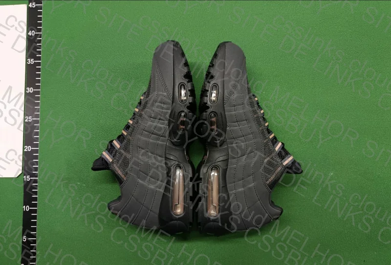 Air Max 95 Syna GX B 4
