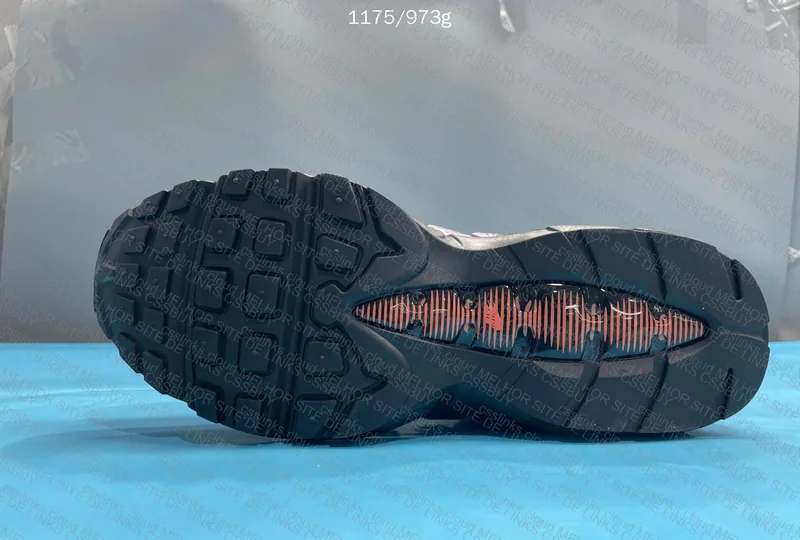 Air Max 95 Throwback Future 8
