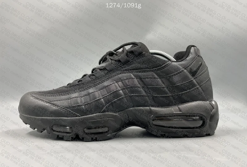 Air Max 95 'Triple Black' 3