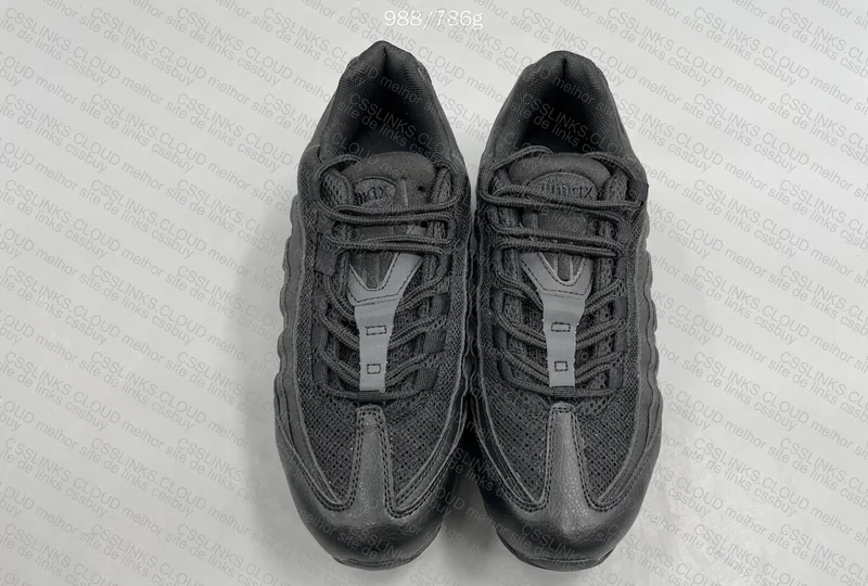 Air Max 95 Triple Black