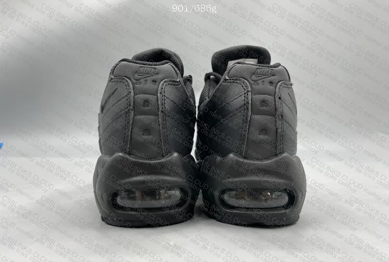 Air Max 95 Triple Black 3