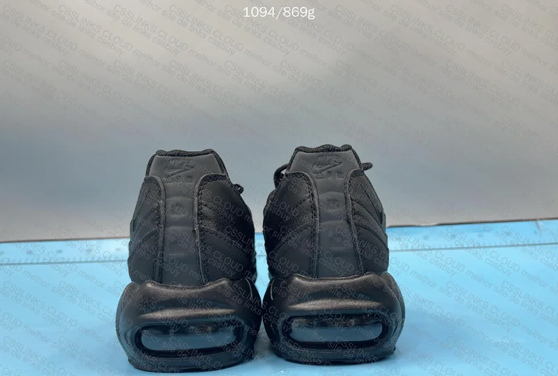 Air Max 95 Triple Black 3