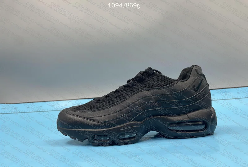 Air Max 95 Triple Black 7