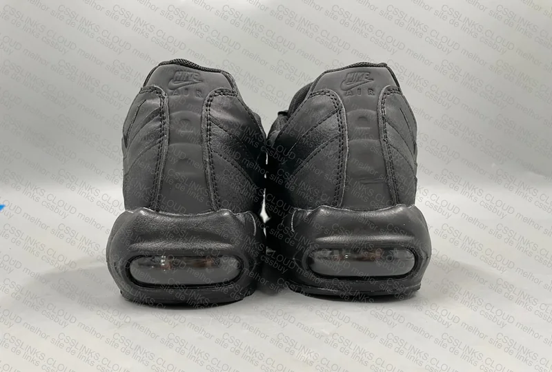 Air Max 95 Triple Black (with measurements) 3