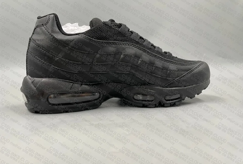 Air Max 95 Triple Black (with measurements) 4