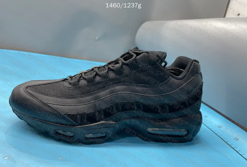 Air Max 95 Triple Black - GX 10