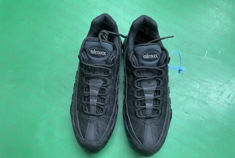Air Max 95 Triple Black (GX) 4