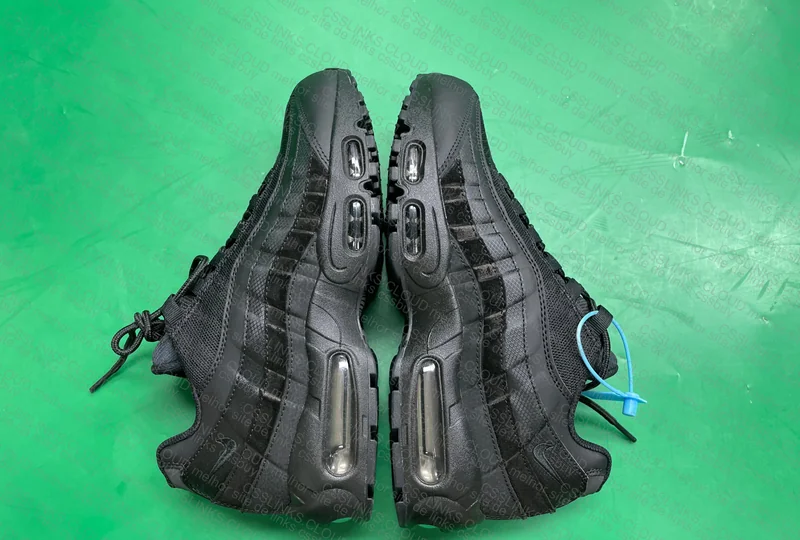 Air Max 95 Triple Black (GX) 6