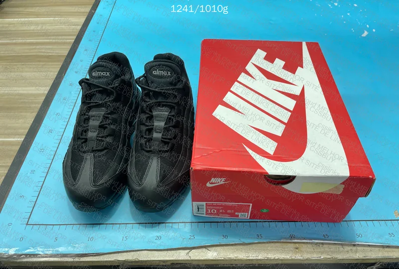Air Max 95 Triple Black GX B 3