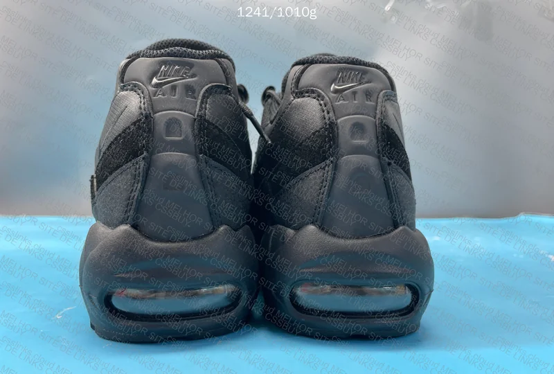 Air Max 95 Triple Black GX B 6