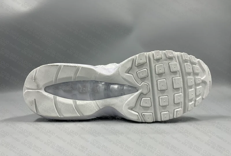 Air Max 95 Triple White 2