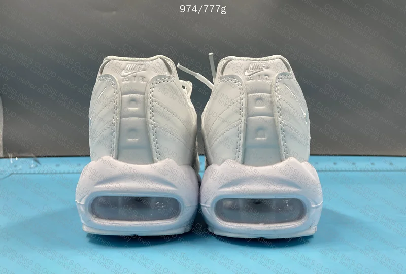 Air Max 95 Triple White 3