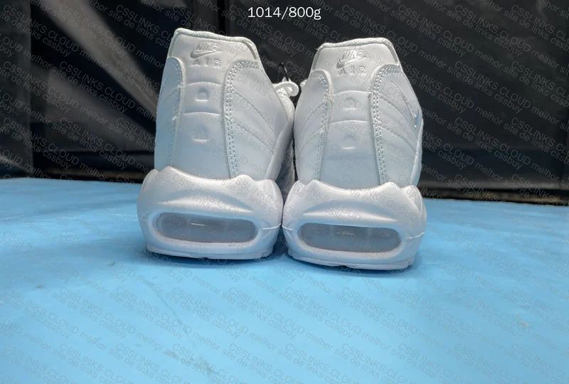Air Max 95 Triple White 2