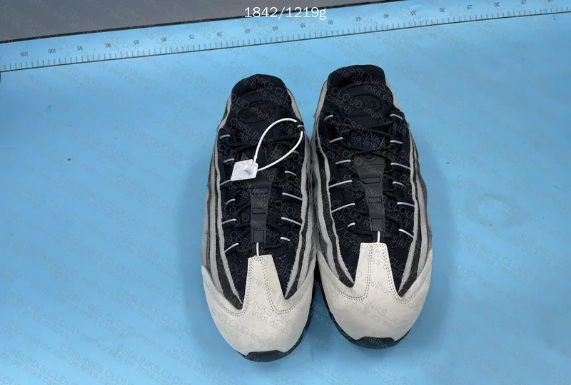 Air Max 95 x CDG 2