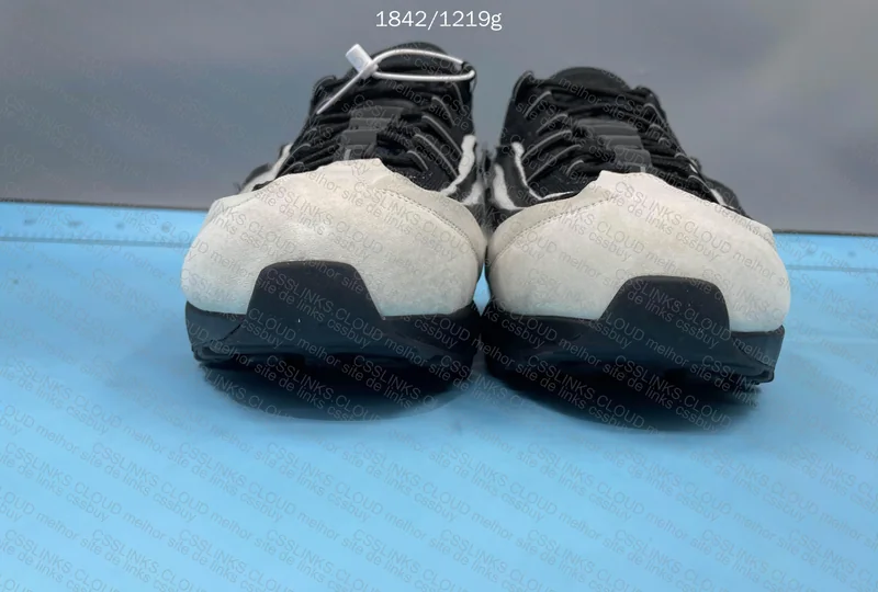 Air Max 95 x CDG 3