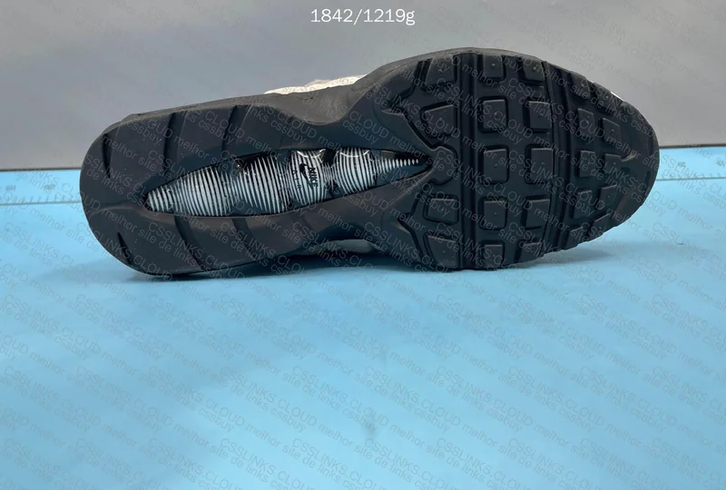 Air Max 95 x CDG 7
