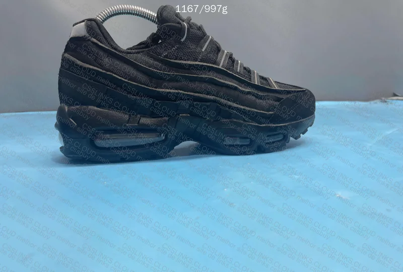 Air Max 95 x CDG 3