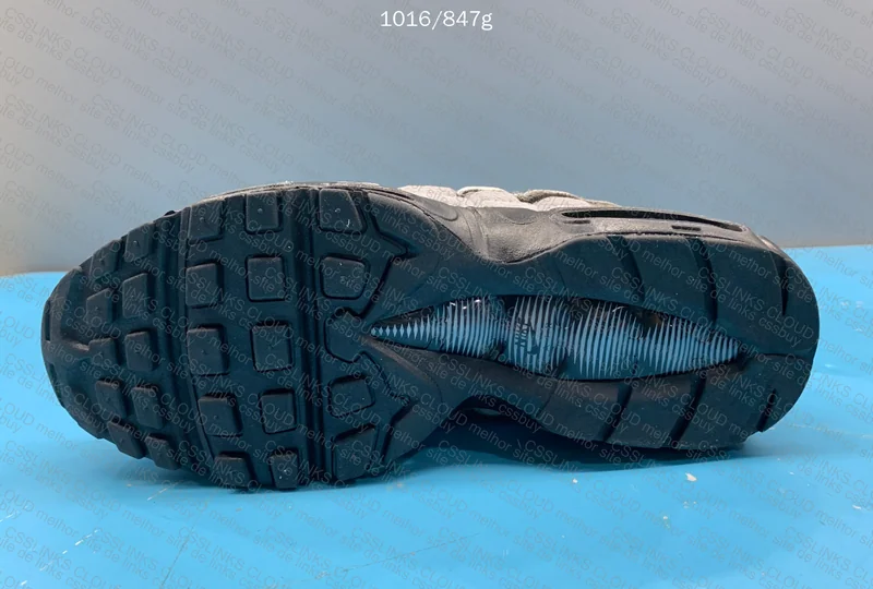 Air Max 95 x CDG 2