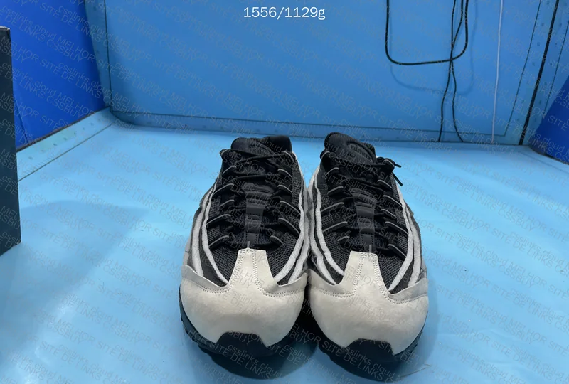 Air Max 95 x CDG 2