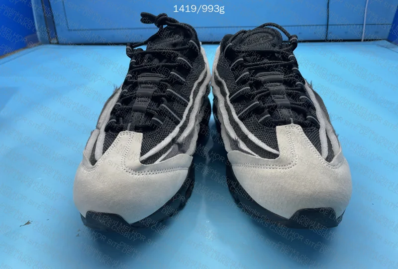 Air Max 95 x CDG 3