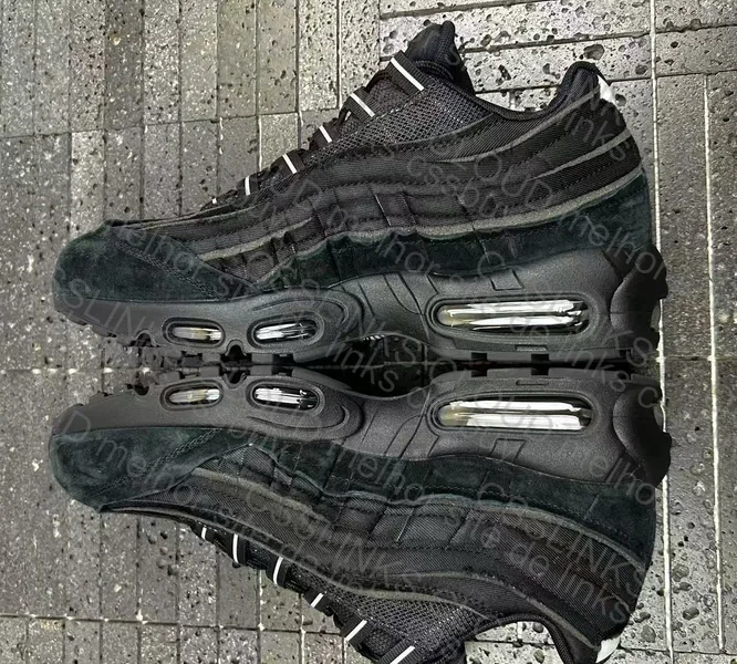 Air Max 95 x Comme des Garçons 2