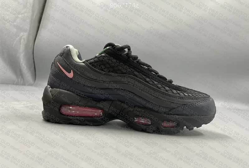 Air Max 95 x Corteiz (Pink) 10