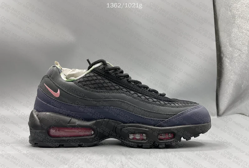 Air max 95 x Corteiz Pink Beam 4