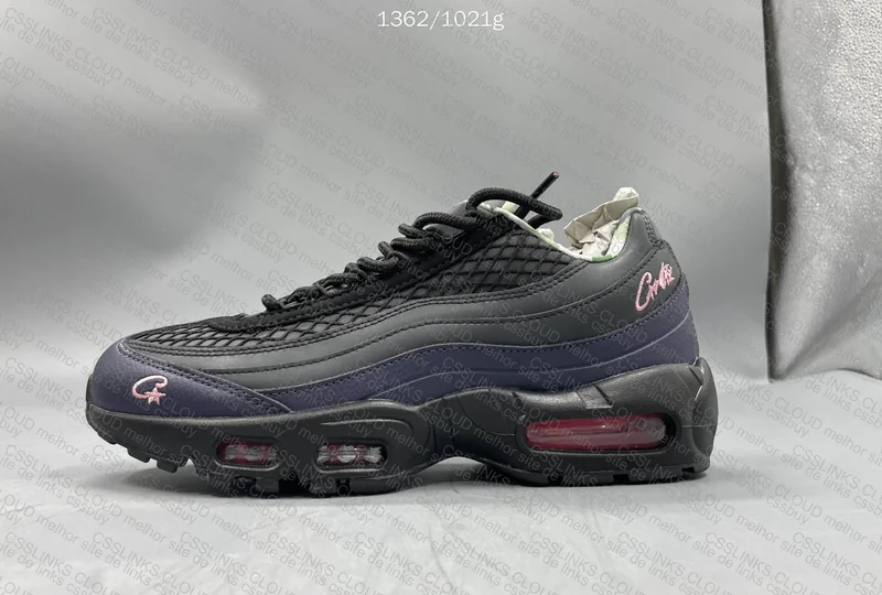 Air max 95 x Corteiz Pink Beam 5