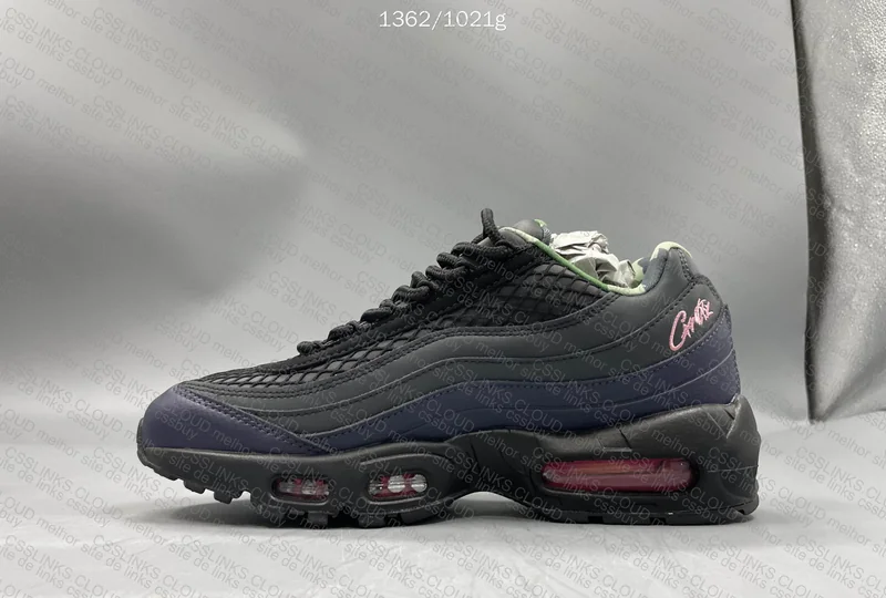 Air max 95 x Corteiz Pink Beam 7