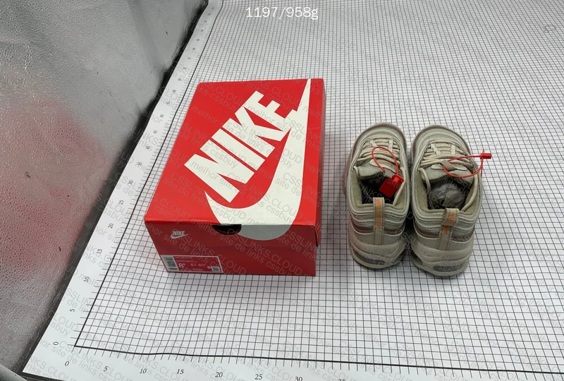 Air Max 97 Customer 10