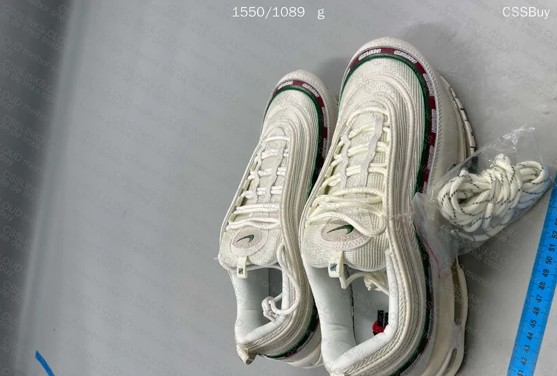 Air Max 97 Undefeated (Help me decide) 5