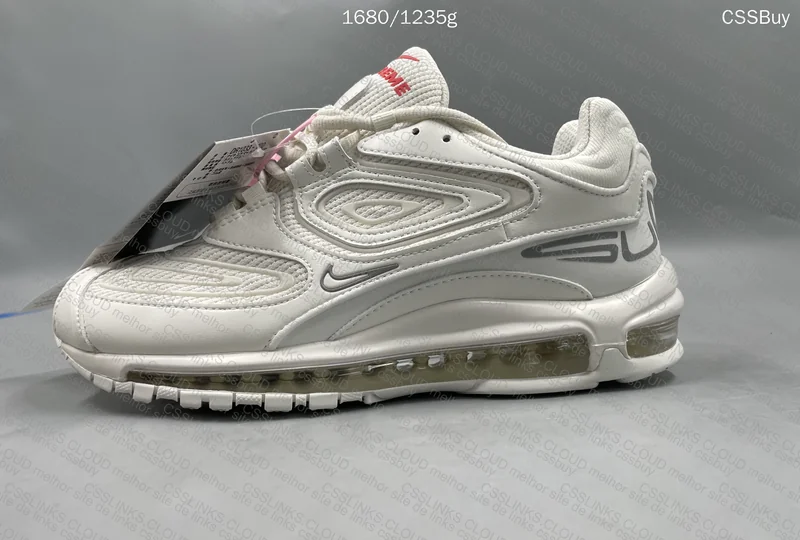Air Max 98 Supreme 4
