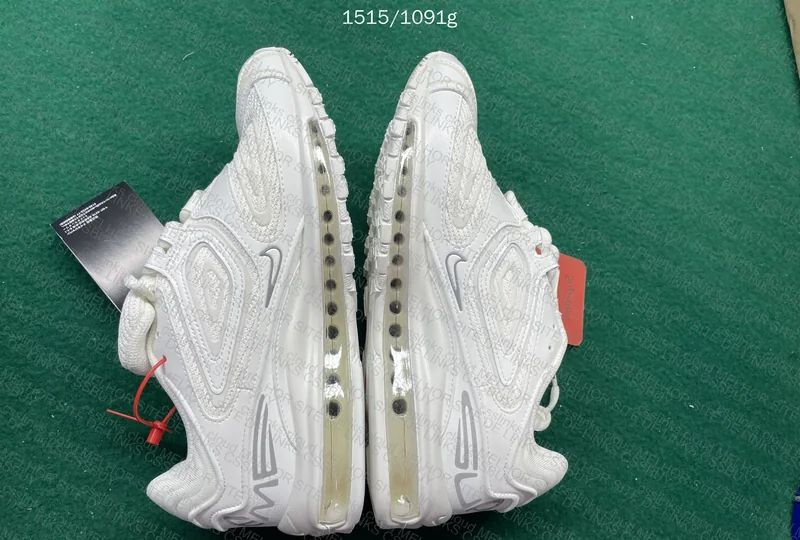 Air Max 98 Supreme 3