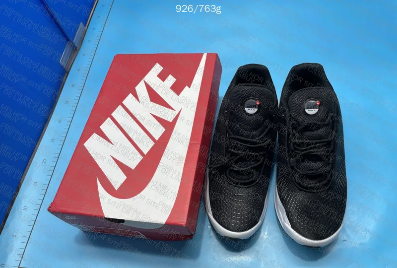 Air Max DN Black/White 9