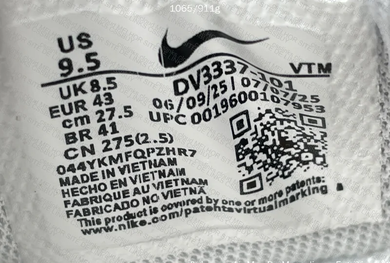 Air Max DN White and Gray 2