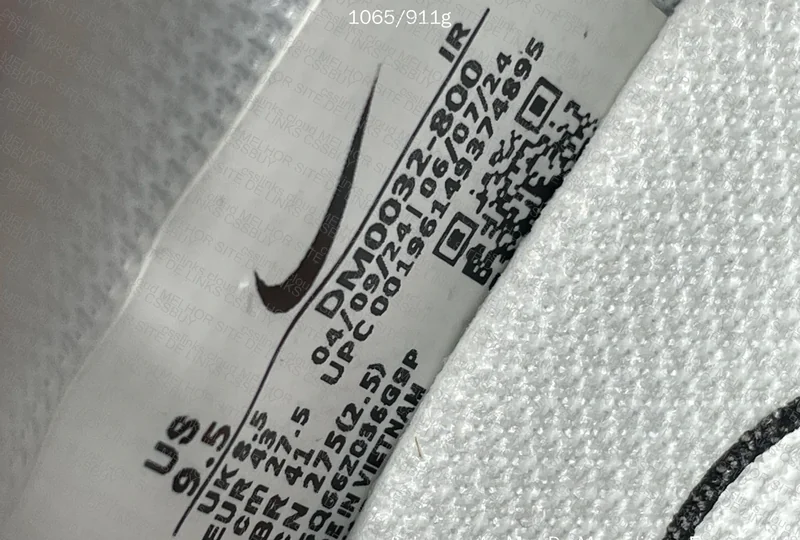 Air Max DN White and Gray 5