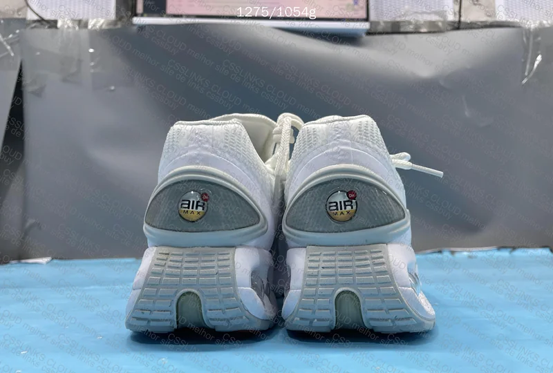 AIR MAX DN METALLIC SILVER 4
