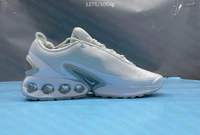 AIR MAX DN METALLIC SILVER 5