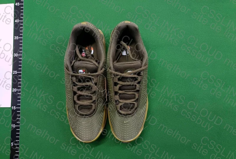 Air Max Dn olive green