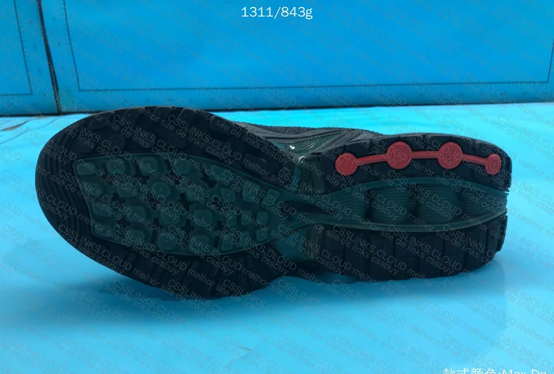 Air Max DN Supreme 4